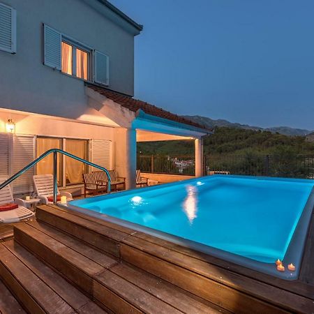 Holiday Home Harmony Zrnovnica Экстерьер фото