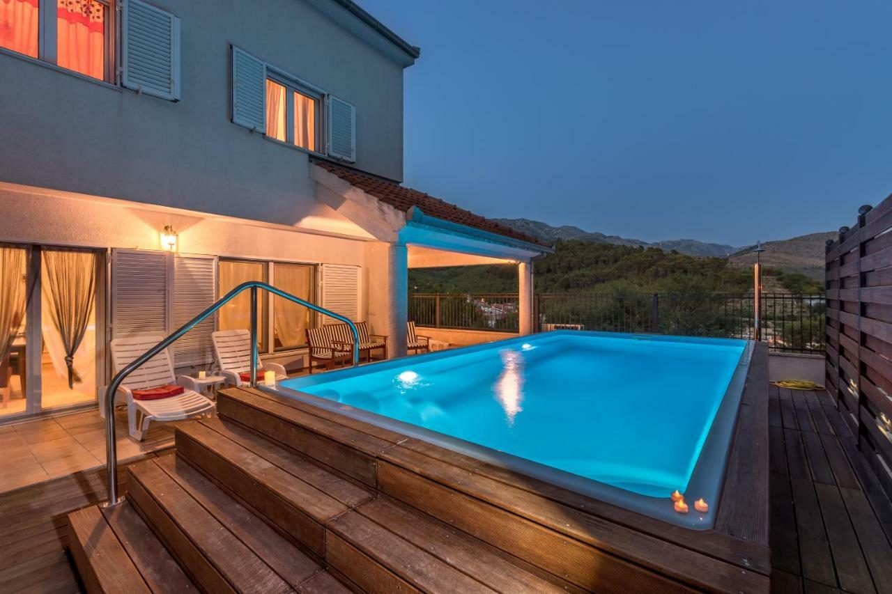 Holiday Home Harmony Zrnovnica Экстерьер фото