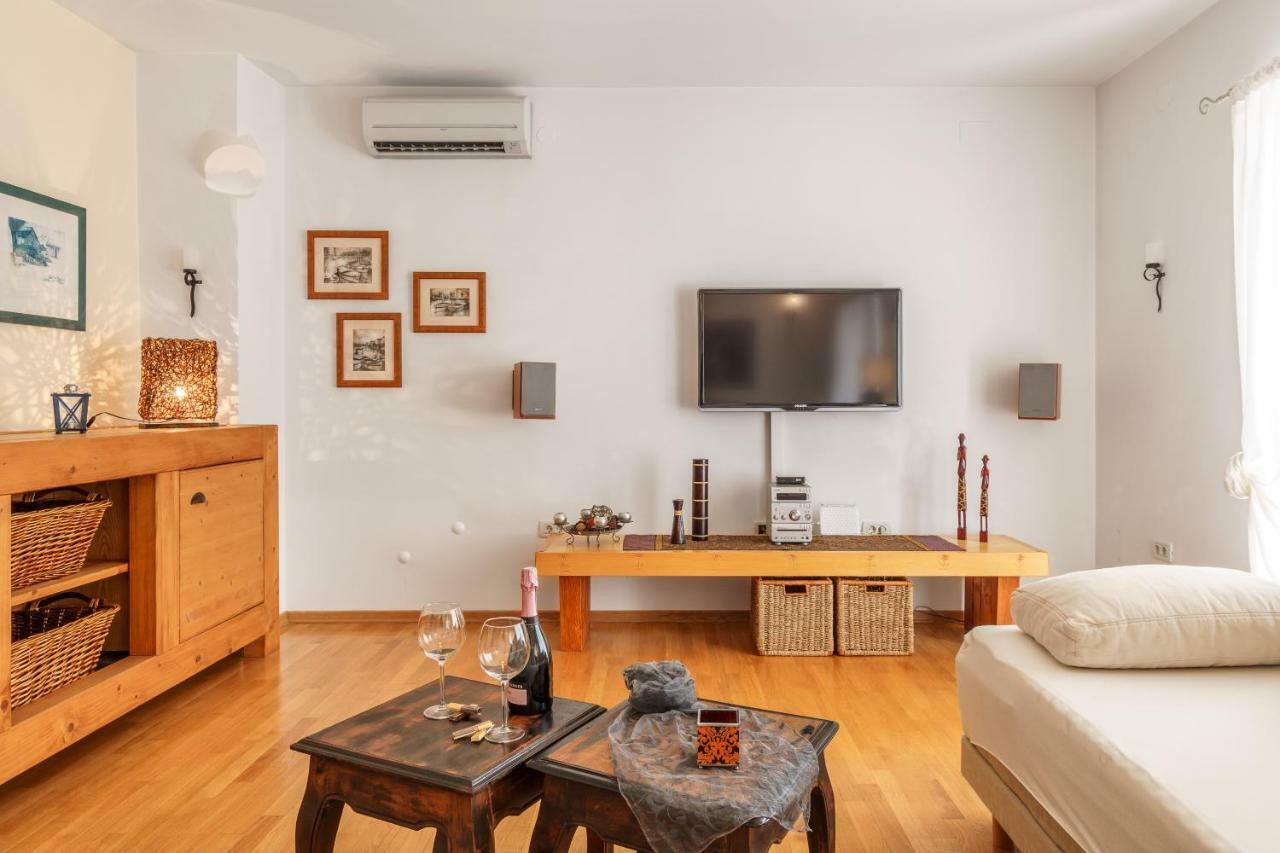 Holiday Home Harmony Zrnovnica Экстерьер фото