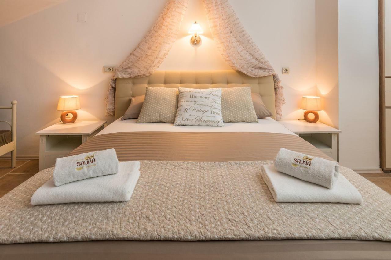 Holiday Home Harmony Zrnovnica Экстерьер фото