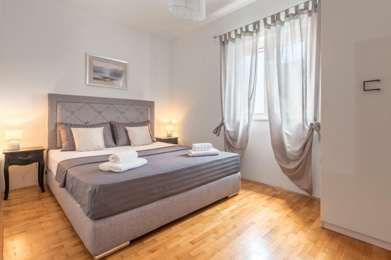 Holiday Home Harmony Zrnovnica Экстерьер фото